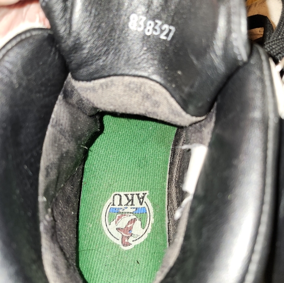 Leather Hiking Boots - Picture 6 of 8